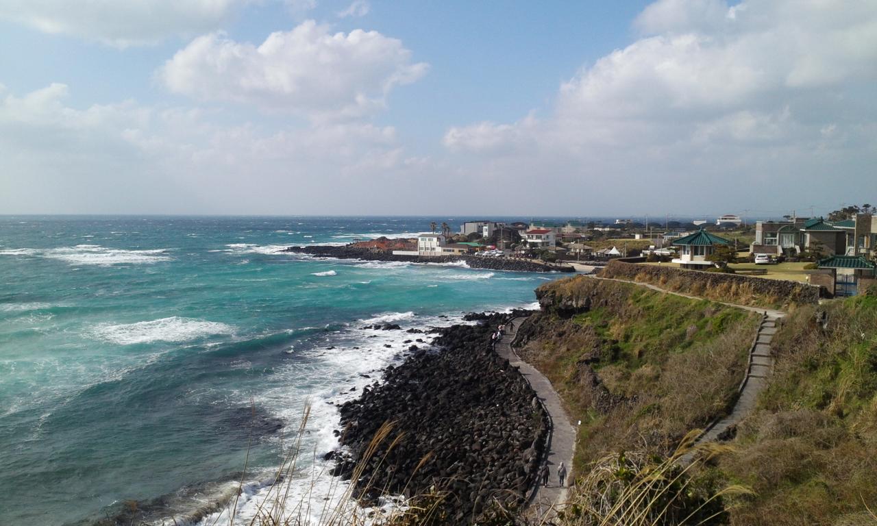 6pm Pension Jeju Bagian luar foto