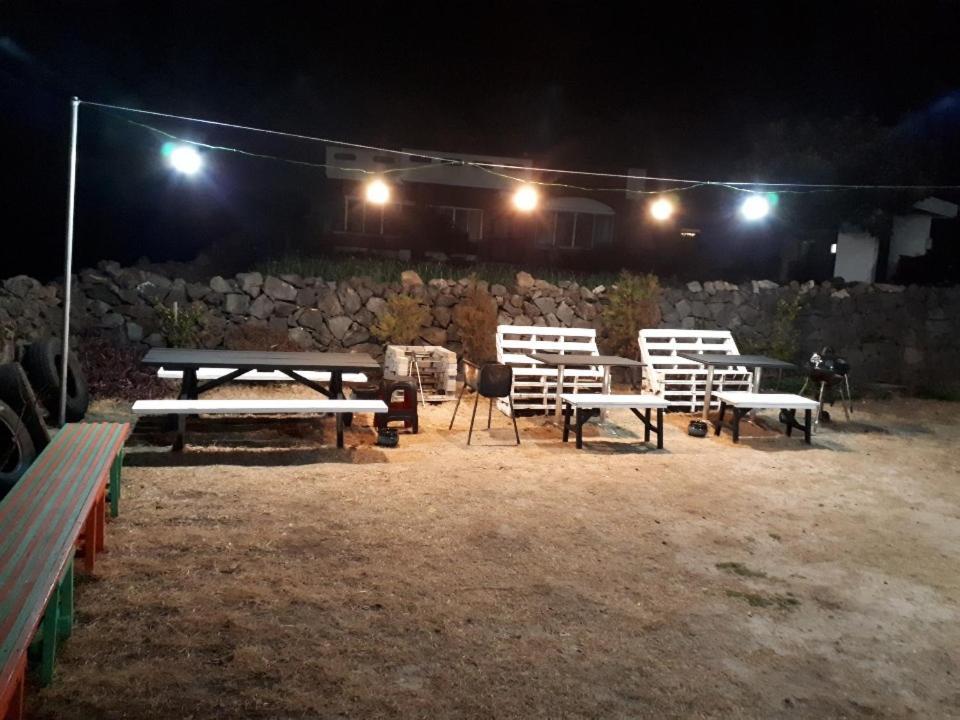 6pm Pension Jeju Bagian luar foto